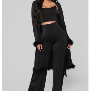 Fashion Nova where’s my butler 3 piece set